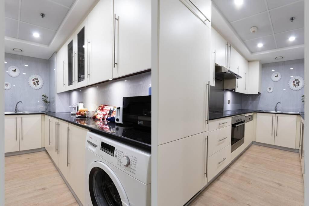 Downtown Cozy Home + Partitioned Living Room Dubai Ngoại thất bức ảnh